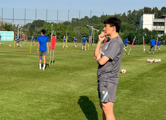 年轻人看的在线视频免费观看